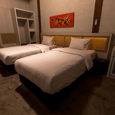 Maguwo Kampung Lawasan Heritage Cottage מראה חיצוני תמונה
