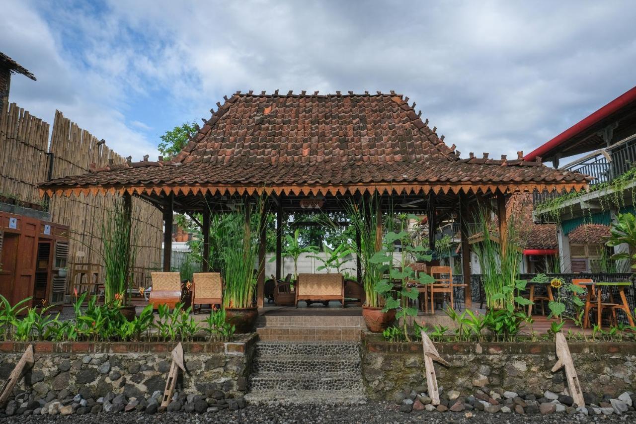 Maguwo Kampung Lawasan Heritage Cottage מראה חיצוני תמונה
